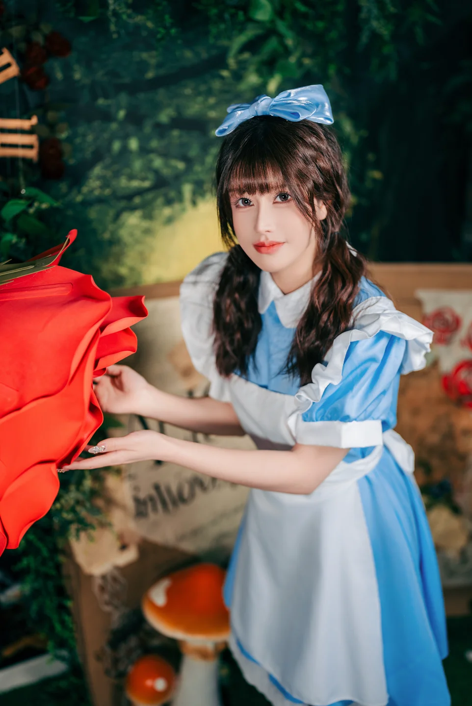 鹿八岁baby - No.099 爱丽丝梦游仙境 [24P-961MB] tg@simisebaisi 【丝足阁】015.webp